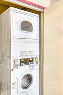 OYO Townhouse Tulsa Woodland Hills