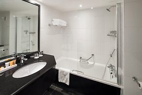 Crowne Plaza Stratford Upon Avon by IHG