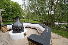 Crowne Plaza Stratford Upon Avon by IHG