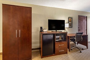 Comfort Inn & Suites near Danville Mall