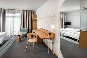 Alpha Palmiers by Fassbind