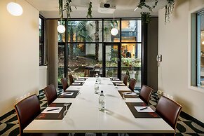 Alpha Palmiers by Fassbind