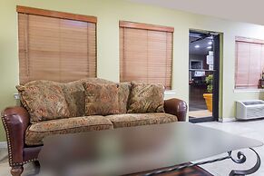 Days Inn by Wyndham Orange