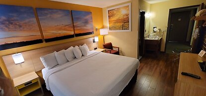 Days Inn by Wyndham Rockford I-90 Casino District