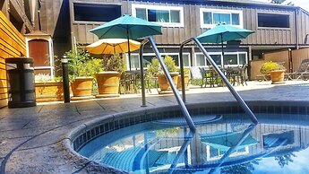 Best Western Plus Inn At The Vines