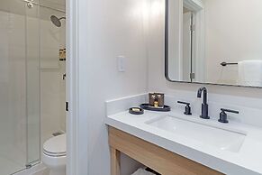 Best Western Plus Inn At The Vines