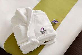 Coast Chilliwack Hotel by APA