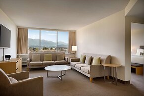 Coast Chilliwack Hotel by APA