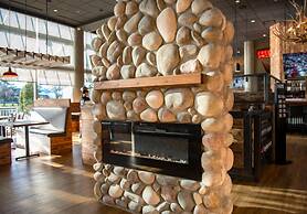 Coast Chilliwack Hotel by APA