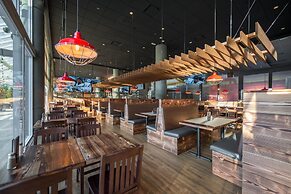 Coast Chilliwack Hotel by APA