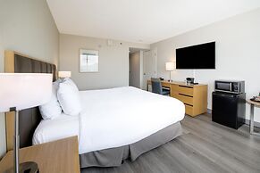 Coast Chilliwack Hotel by APA