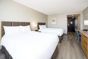 Coast Chilliwack Hotel by APA