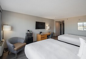Coast Chilliwack Hotel by APA
