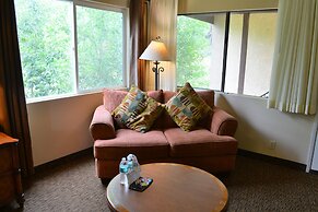 Casa Ojai Inn