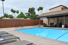Casa Ojai Inn