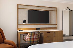 Crowne Plaza Louisville Airport Expo Ctr by IHG