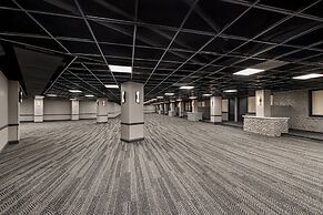 Crowne Plaza Louisville Airport Expo Ctr by IHG