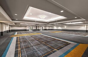 Crowne Plaza Louisville Airport Expo Ctr by IHG