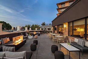 Crowne Plaza Louisville Airport Expo Ctr by IHG