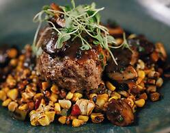 Crowne Plaza Louisville Airport Expo Ctr by IHG