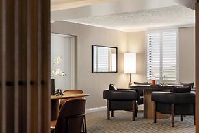 Crowne Plaza Louisville Airport Expo Ctr by IHG