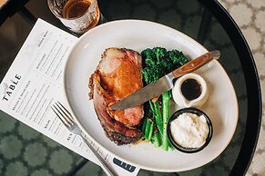 Crowne Plaza Louisville Airport Expo Ctr by IHG