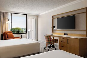 Crowne Plaza Louisville Airport Expo Ctr by IHG