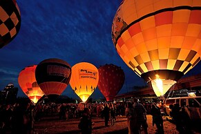 Crowne Plaza Louisville Airport Expo Ctr by IHG