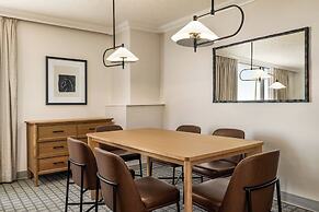 Crowne Plaza Louisville Airport Expo Ctr by IHG