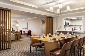 Crowne Plaza Louisville Airport Expo Ctr by IHG