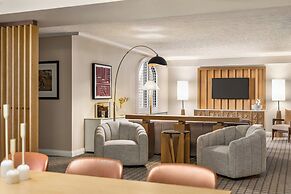 Crowne Plaza Louisville Airport Expo Ctr by IHG