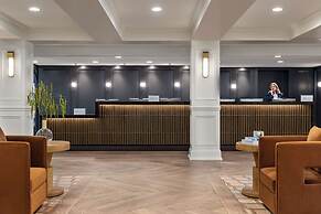 Crowne Plaza Louisville Airport Expo Ctr by IHG