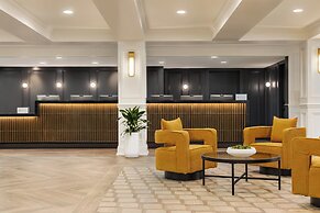 Crowne Plaza Louisville Airport Expo Ctr by IHG