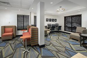 Holiday Inn Express Washington DC - BW Parkway by IHG