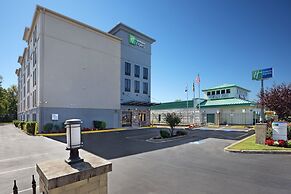 Holiday Inn Express Washington DC - BW Parkway by IHG