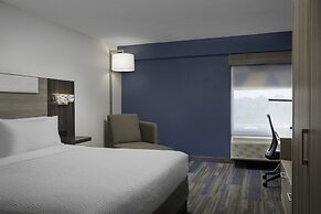 Holiday Inn Express Washington DC - BW Parkway by IHG