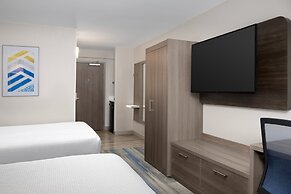 Holiday Inn Express Washington DC - BW Parkway by IHG