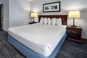 Days Inn by Wyndham Iron Mountain