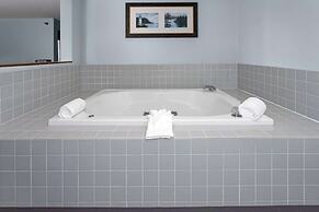 Days Inn by Wyndham Iron Mountain