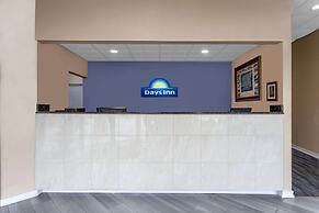 Days Inn by Wyndham Carlisle North