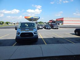 Days Inn by Wyndham Carlisle North