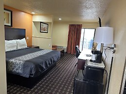 Executive Inn & Suites