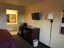 Executive Inn & Suites