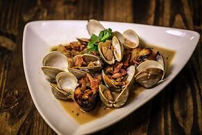 DoubleTree by Hilton Jamestown