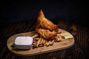 DoubleTree by Hilton Jamestown