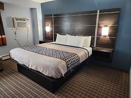 Stillwater Inn & Suites