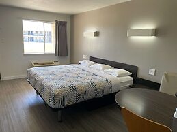 Motel 6 Wichita Falls, TX - North