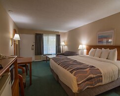 Dunsmuir Inn and Suites