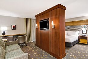 Holiday Inn Oakville Centre by IHG