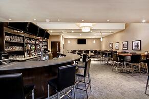 Holiday Inn Oakville Centre by IHG